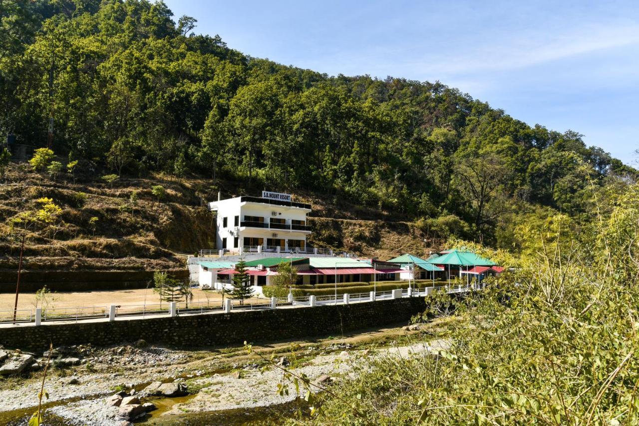 Sb Mount Resort Lansdowne Bagian luar foto