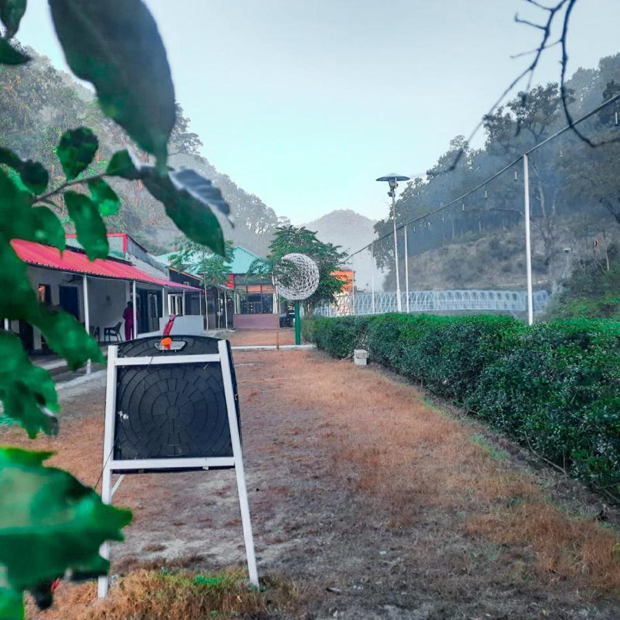 Sb Mount Resort Lansdowne Bagian luar foto