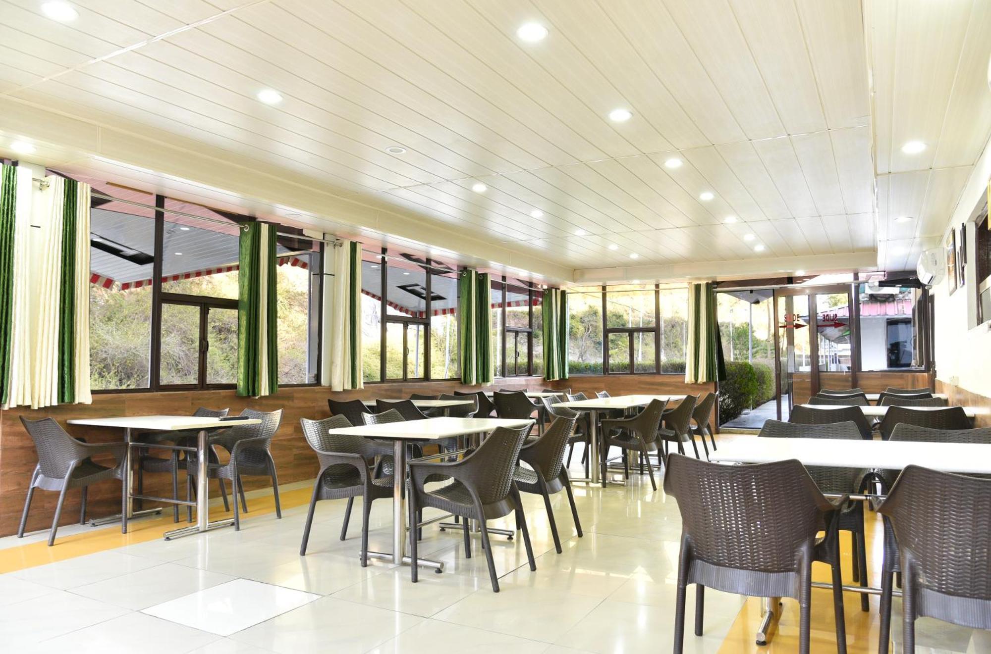 Sb Mount Resort Lansdowne Bagian luar foto